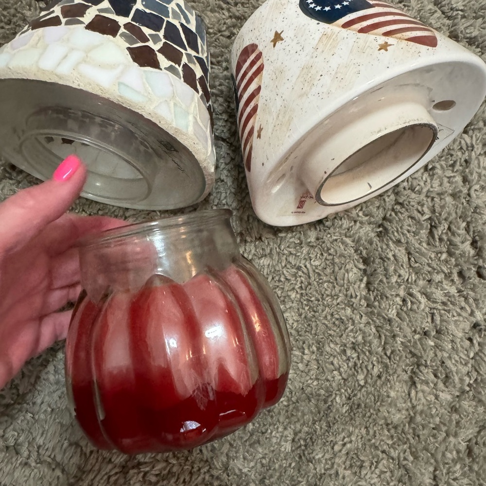 Home Interiors Candle with Two Lamp Shades – Vintage Décor Set